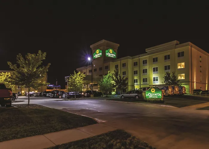 Hotel La Quinta By Wyndham Fargo-medical Center 3*