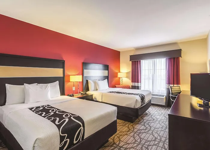 La Quinta By Wyndham Fargo-medical Center