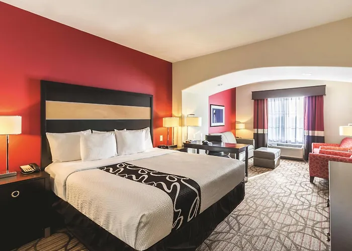 La Quinta By Wyndham Fargo-medical Center 3*