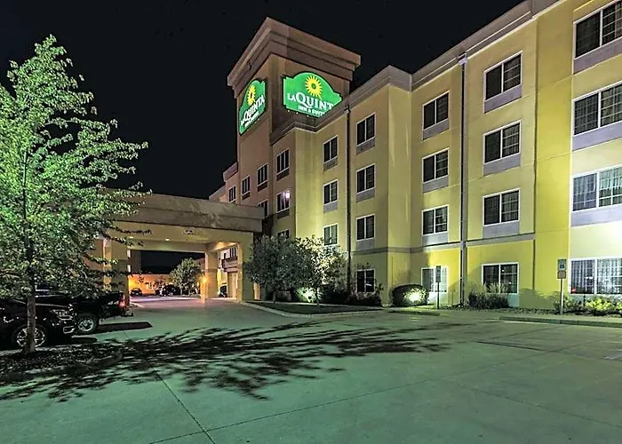 La Quinta By Wyndham Fargo-medical Center 3*