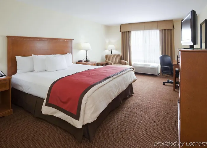 La Quinta By Wyndham Fargo-medical Center