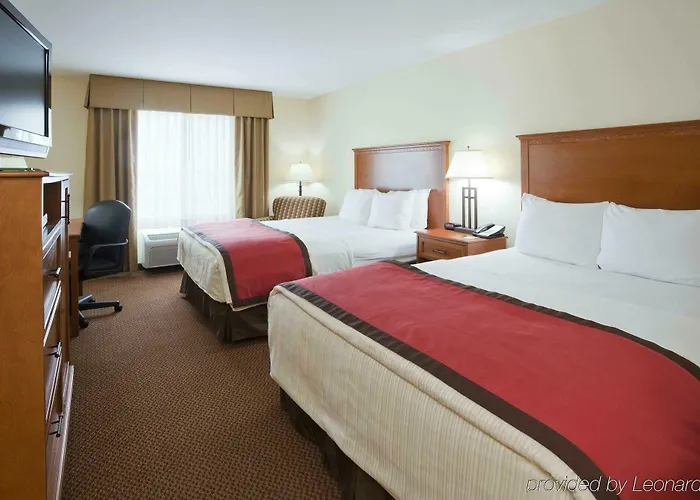 La Quinta By Wyndham Fargo-medical Center Hotel 3*