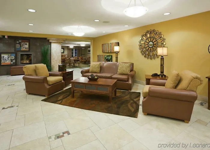 La Quinta By Wyndham Fargo-medical Center